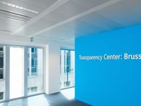 Microsoft geeft overheden inzicht in broncodes in Europees Transparency Center